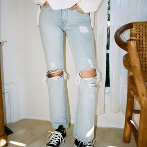 Urban Outfitters BDG Mid-Rise Bootcut Jean - Destroyed Light Wash